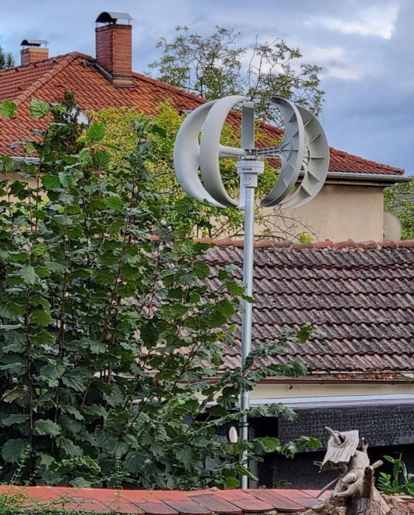 Kleinwindkraftanlage als Savonius-Rotor für den Garten