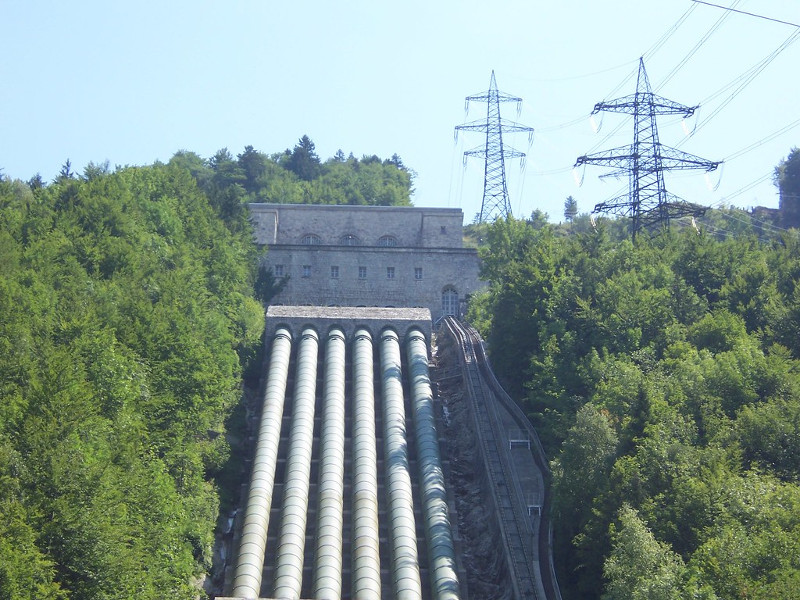 Ökostrom Wasserkraft? Pumpspeicherkraftwerk Walchensee der Uniper-Kraftwerke ist kein echter Ökostromanbieter, da der Konzern hauptsächlich sein Geld mit schmutziger Kohle und Erdöl verdiehnt