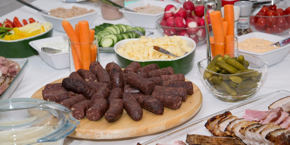 Ernährungsstile im Vergleich – Übersicht von Flexitariern, Pudding-Vegetariern & Co